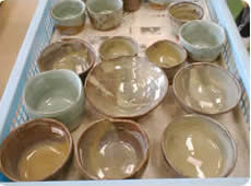 生徒が制作した陶器